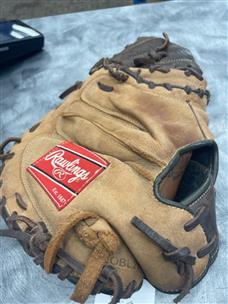 A beautiful Rawlings Pro Series Lance Parrish catcher's mitt